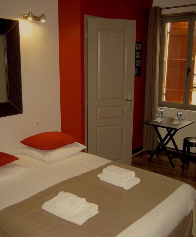 L'Estaminet Hotel Mazille Стая снимка